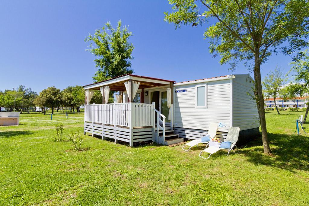 Quality Mobile Homes In Camping Kazela Medulin Exterior foto