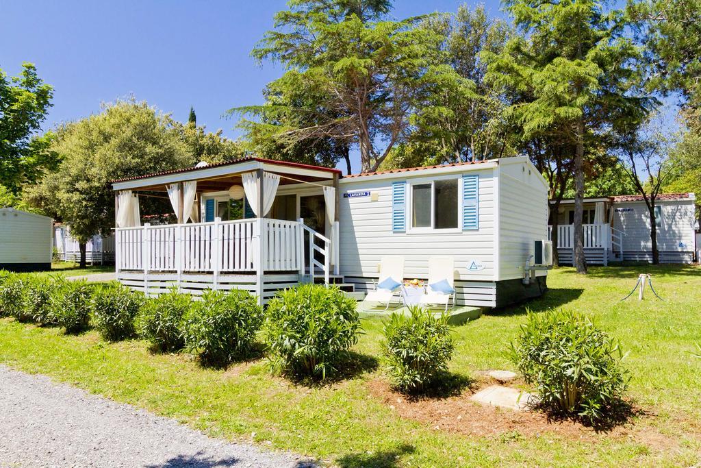 Quality Mobile Homes In Camping Kazela Medulin Exterior foto