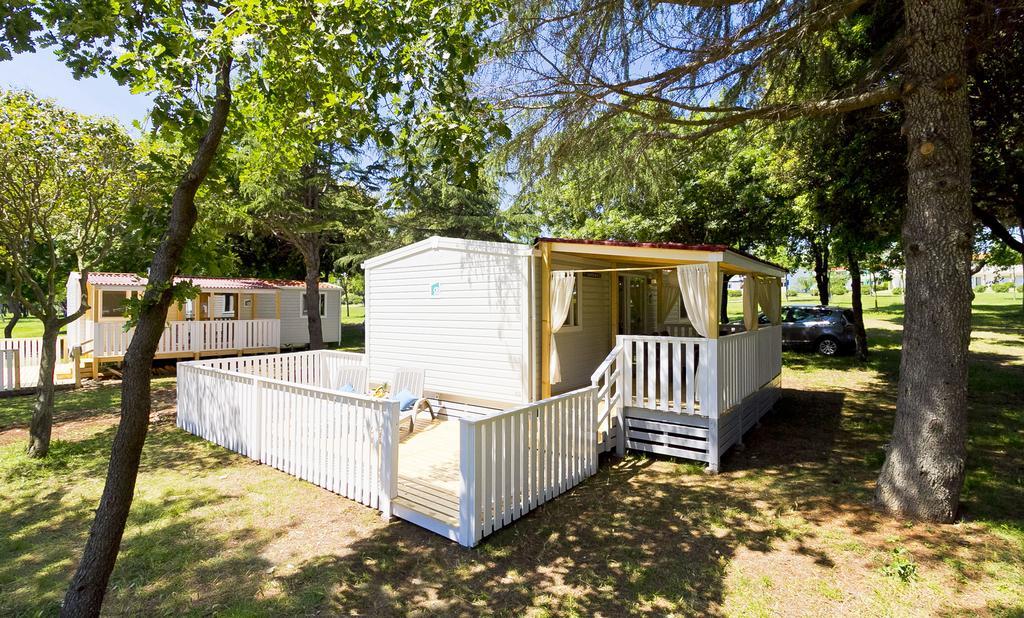 Quality Mobile Homes In Camping Kazela Medulin Exterior foto